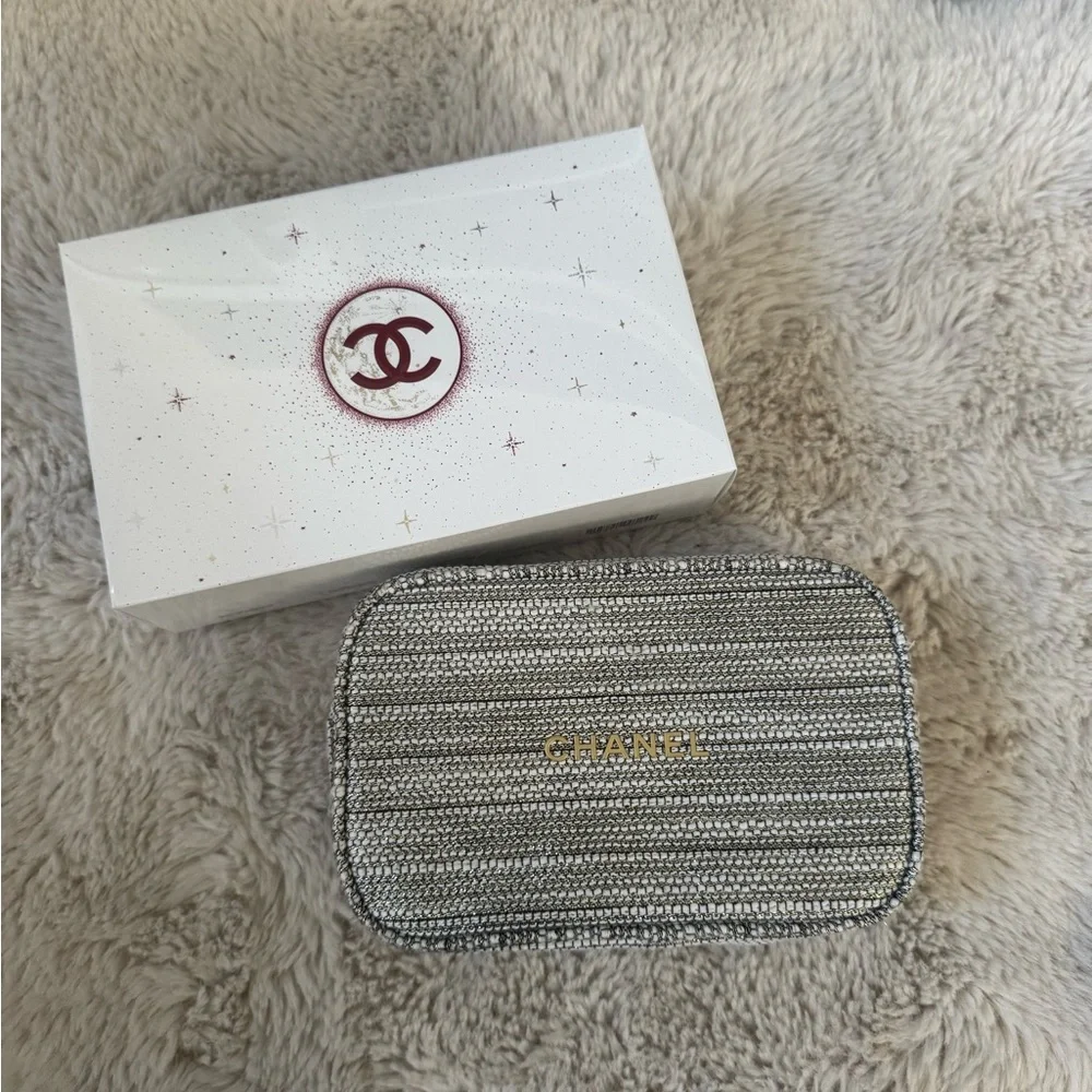 CHANEL 2022 Silver Gold Tweed Cosmetic Bag Pouch Holiday Limited Edition